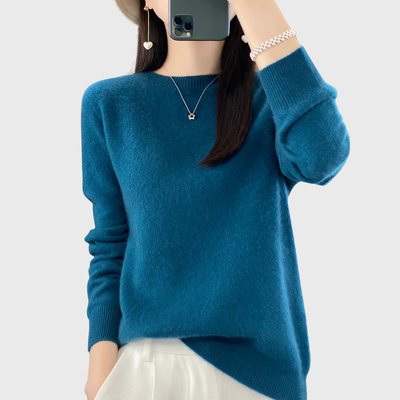 Anette - Warm sweater for cold days