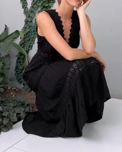 Ninfea – Sleeveless Boho-Style Midi Dress with Lace Details