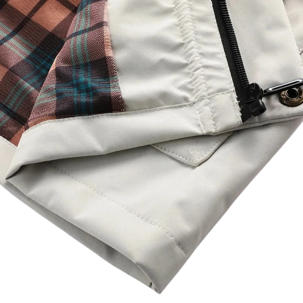 Berenike – Comfortable Wind- and Waterproof Outdoor Jacket